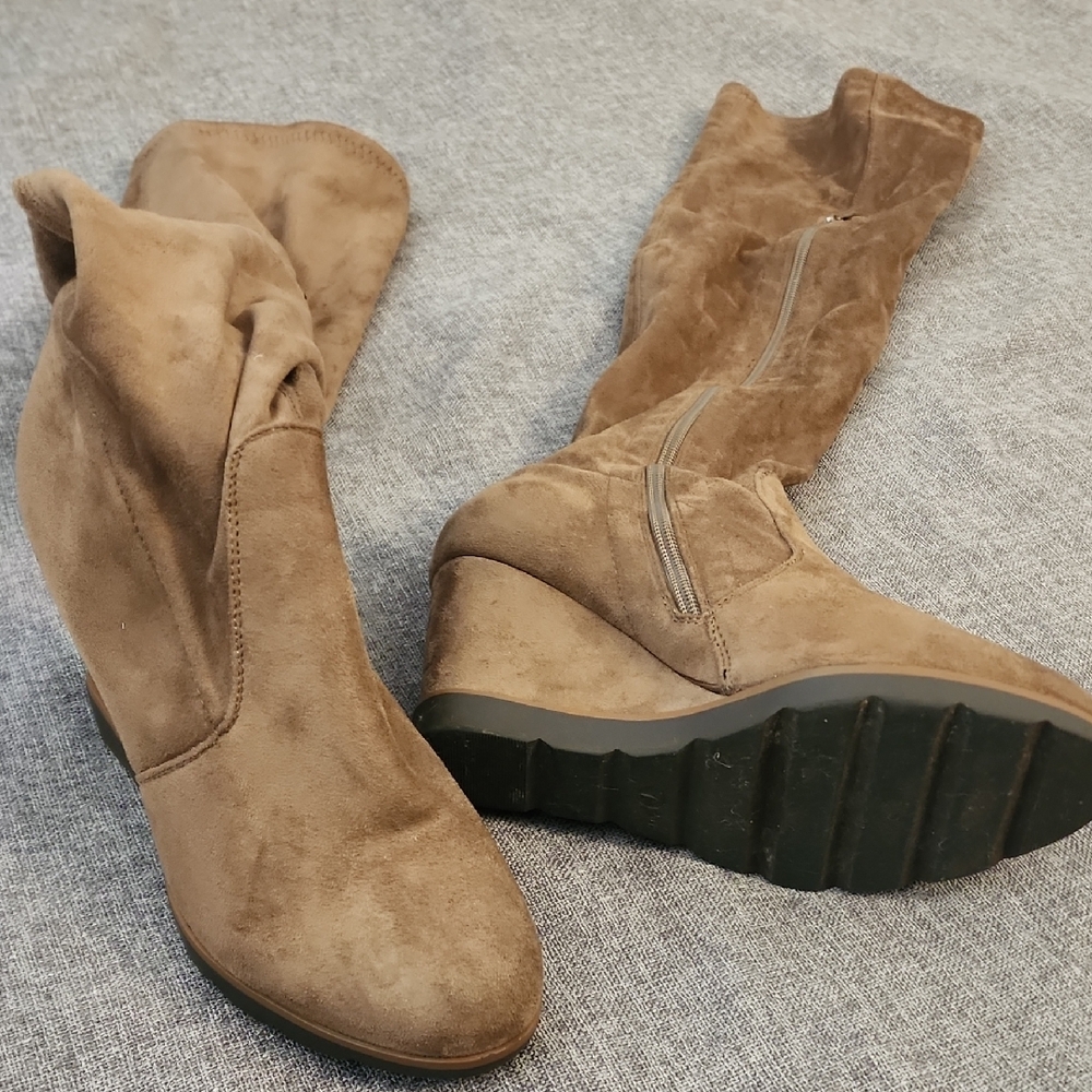 Tan Suede Wedge Shoes with Rounded Toe
